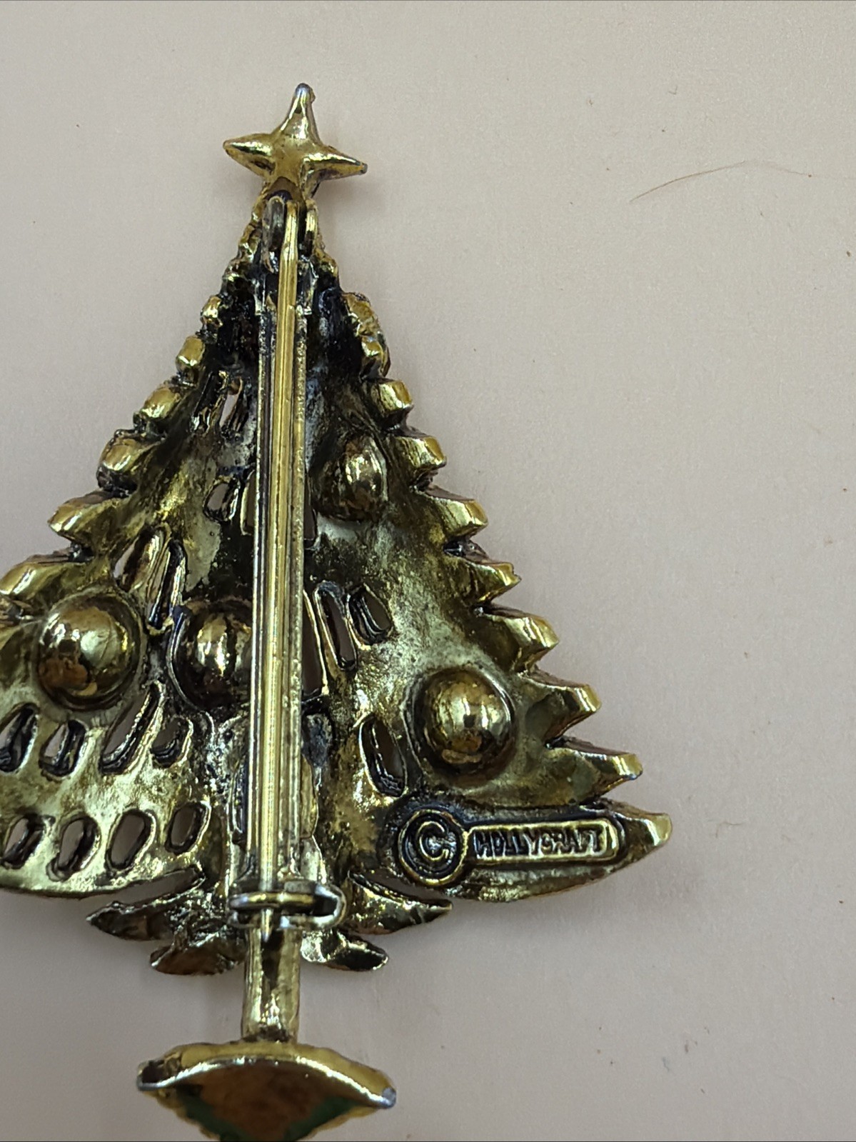 Vintage Hollycraft Christmas tree red green brooch pin collectible Signed