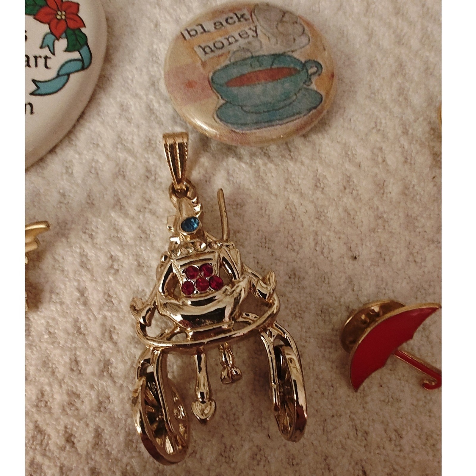 Pins and Pendants Mixed Lot Leopard, Angel, Carriage, Cross, Jesus, umbrella