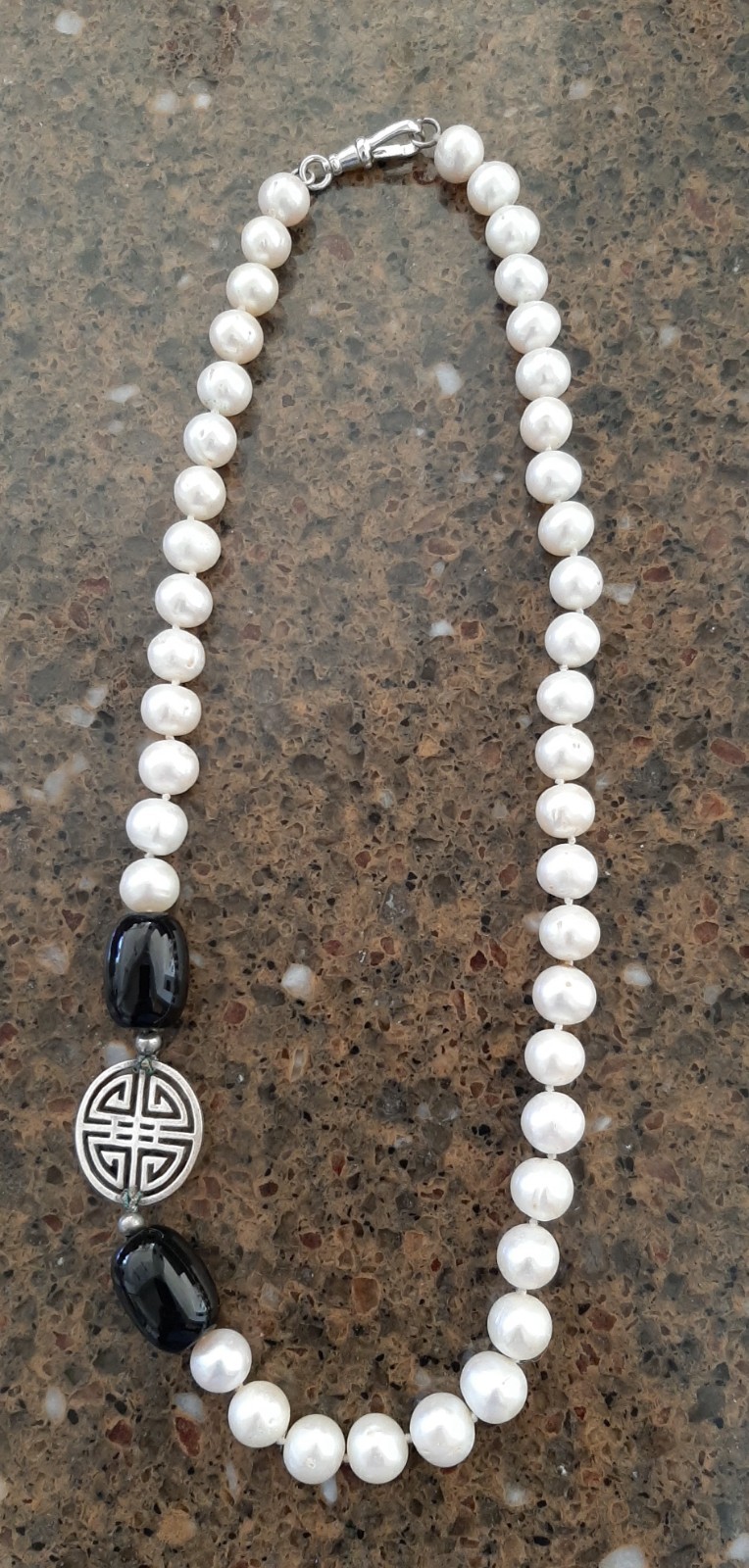 Vintage Baroque Pearl 18″ Silver 925 Clasp Asymmetric Necklace w/Onyx & Silver