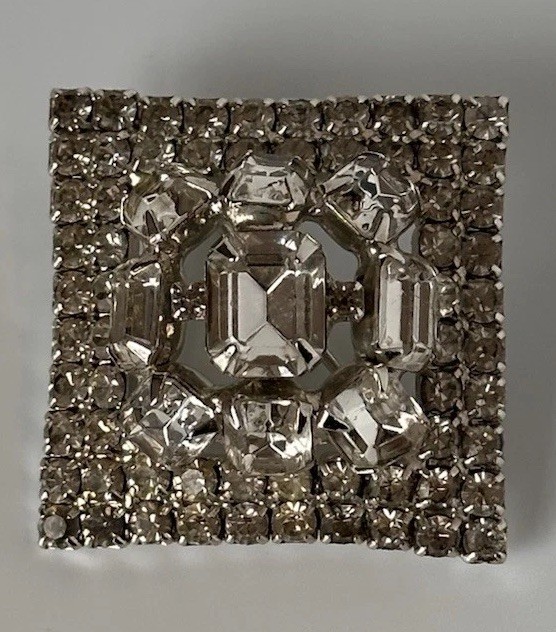 Vtg Brooch Diamond Shape Princess Cut Domed Layered Rhinestone Silver 1.5”