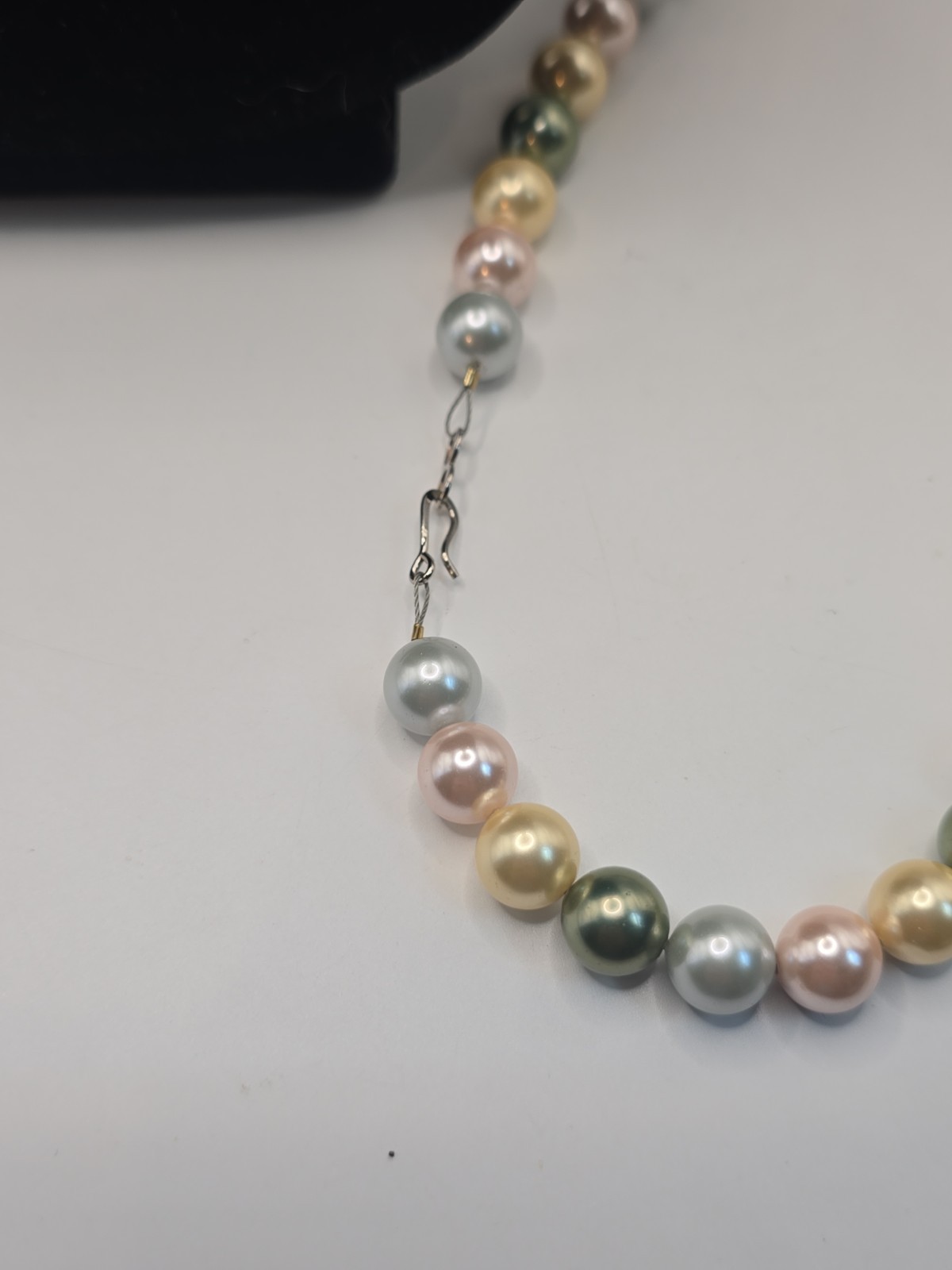 Pastel Faux Pearl Necklace Multicolor Beaded Choker Vintage Style Spring Jewelry