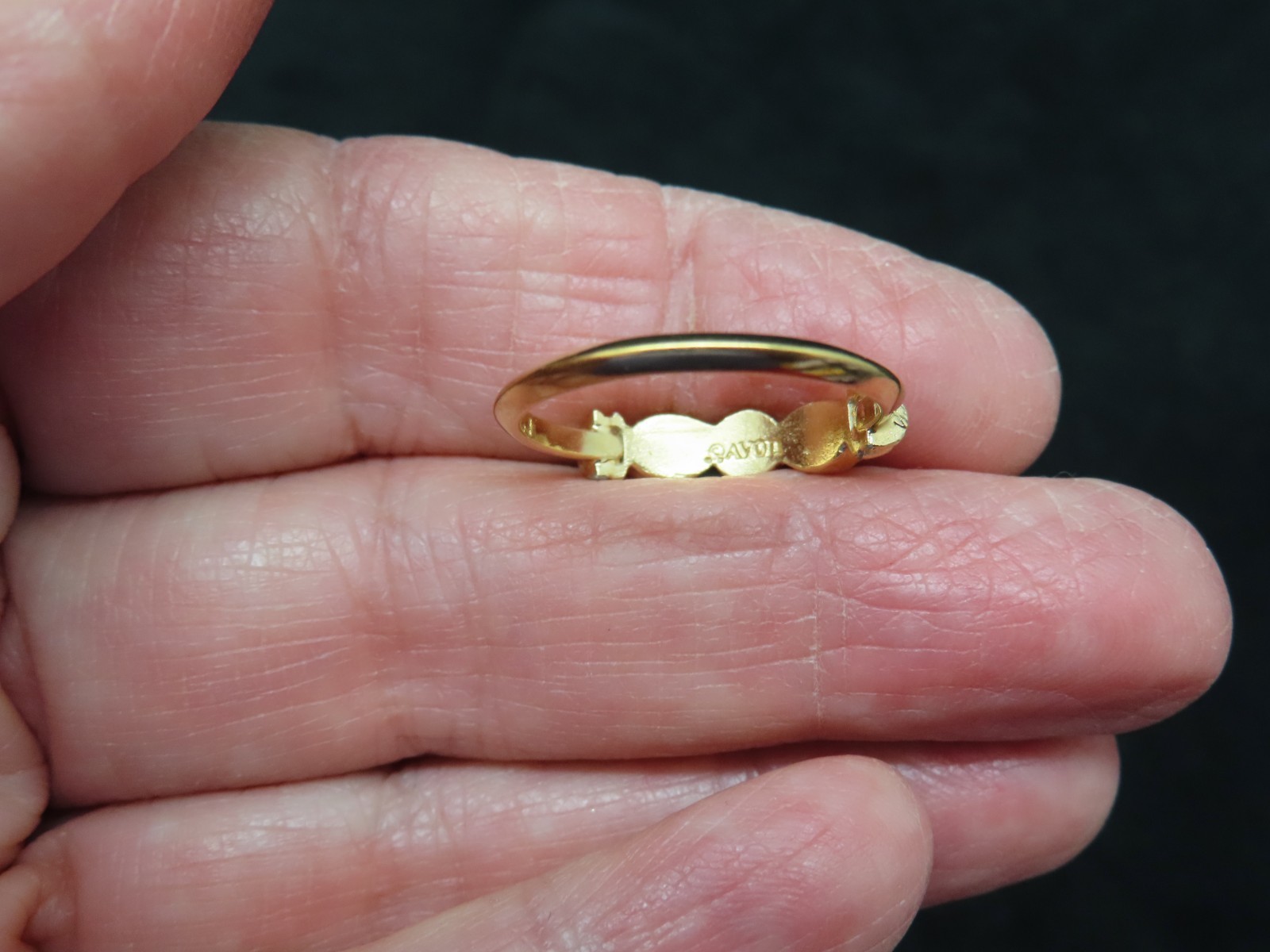Vintage 1970’s AVON Faux Pearl Ring SZ 8