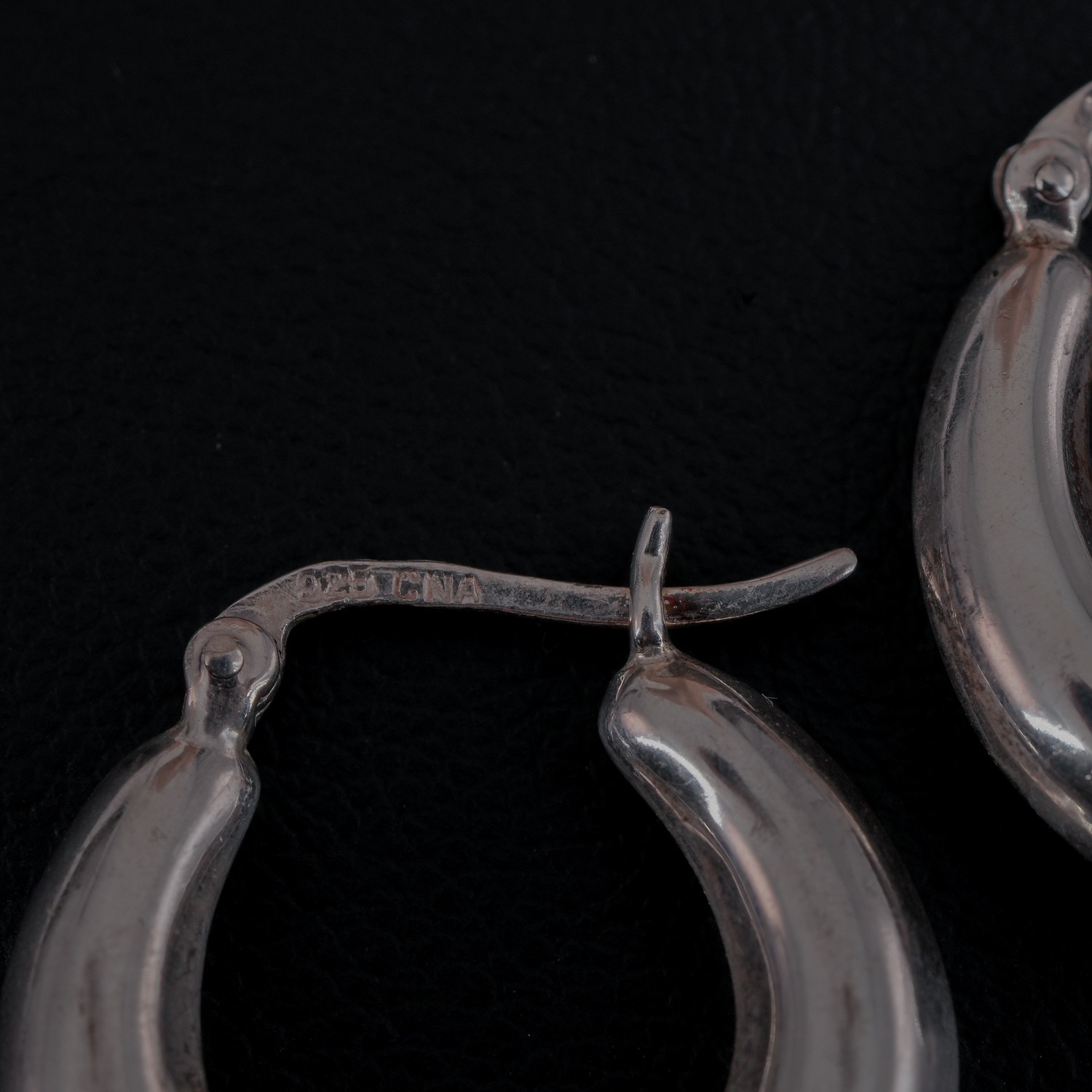3.7g Pranda Design Sterling Silver Vintage 3/4in Smooth Hoop Earrings Leverback