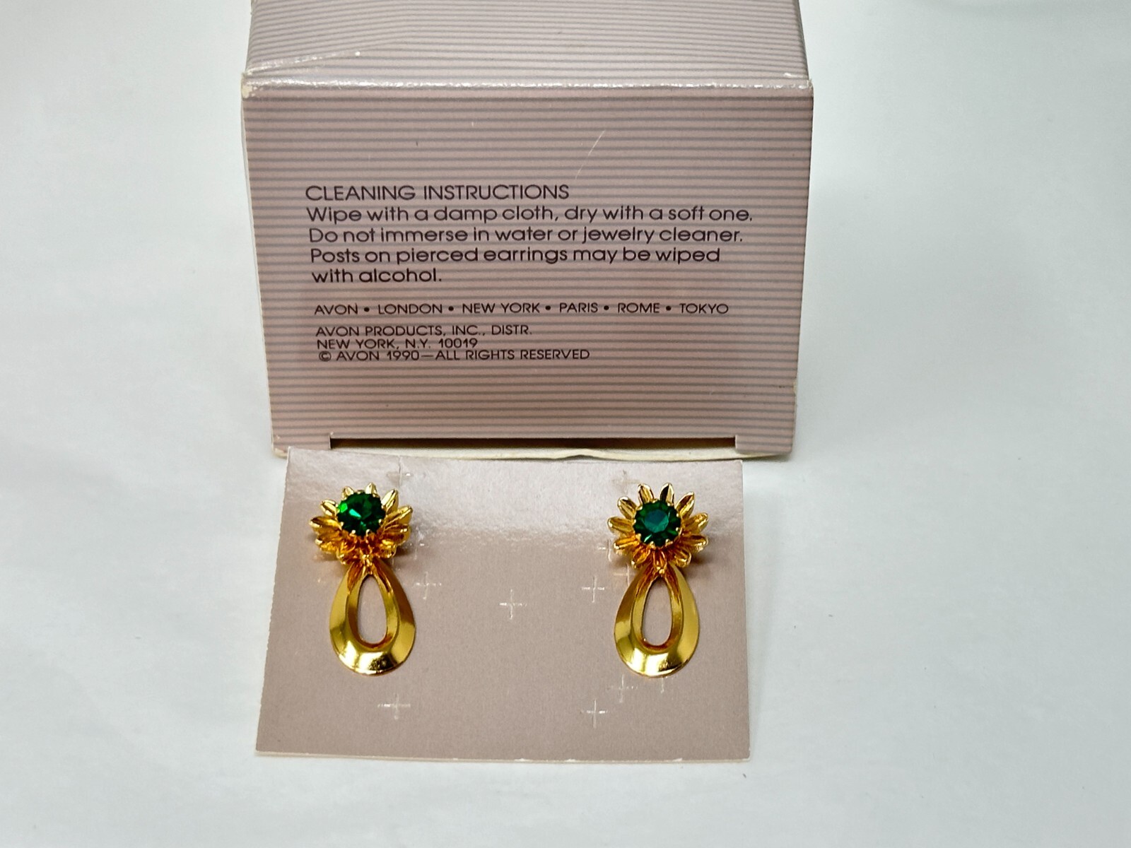Vintage 1990 Avon MAY Green Birthstone Three in One Pierced Earrings With Box