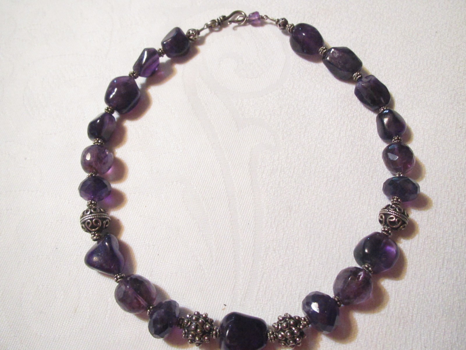 BEAUTIFUL 18″ VINTAGE ARTISAN STERLING SILVER CHUNKY AMETHYST BEAD NECKLACE