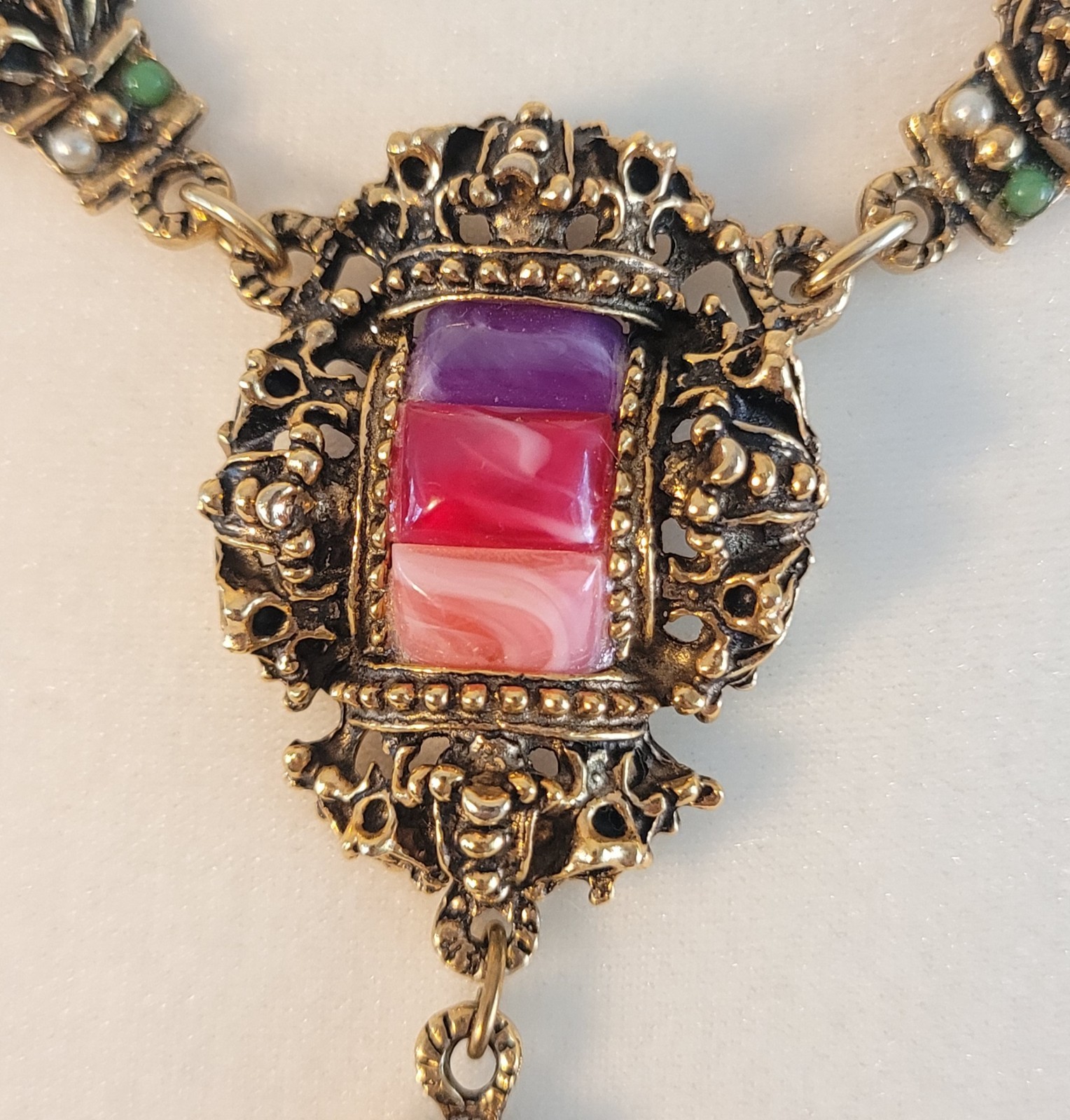 Vtg Selini Pink Purple Confetti Lucite Necklace Earring Set *Unsigned* Victorian