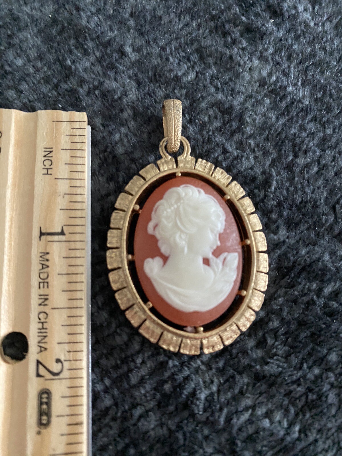 Avon Faux Cameo & Fleur De Lis Revere Pendant Gold Tone signed