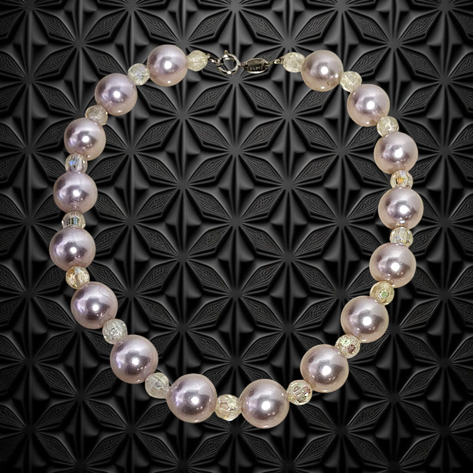 Joan’s Collectibles Vintage Faux Pearl Plastic Crystal Rhinestone Bead Necklace