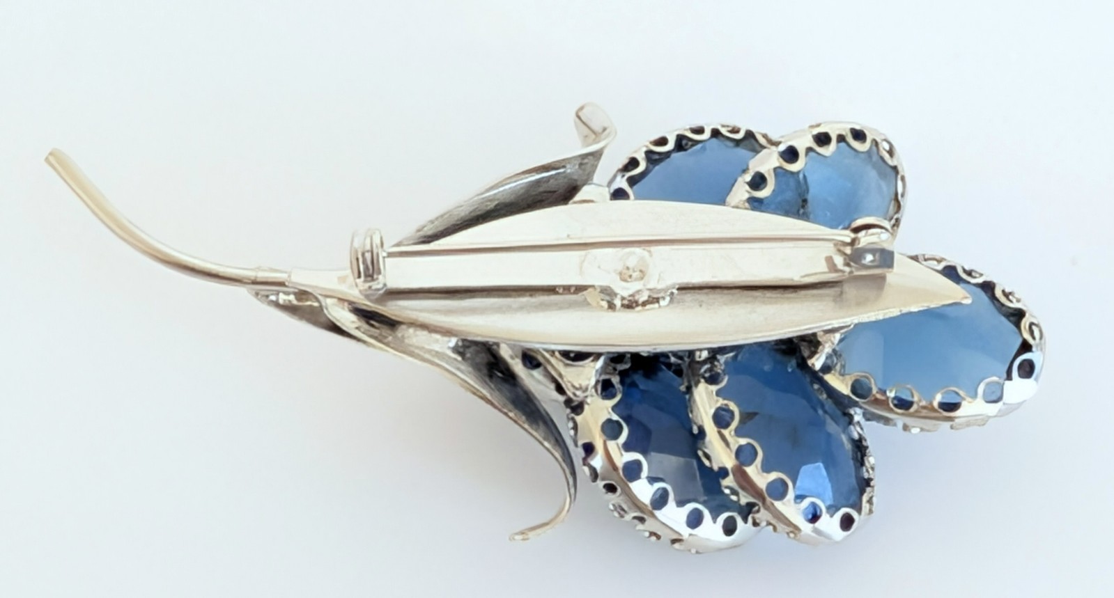 Vintage 1970’s Cobalt Blue Glass Brushed Silver Tone Bouquet Brooch