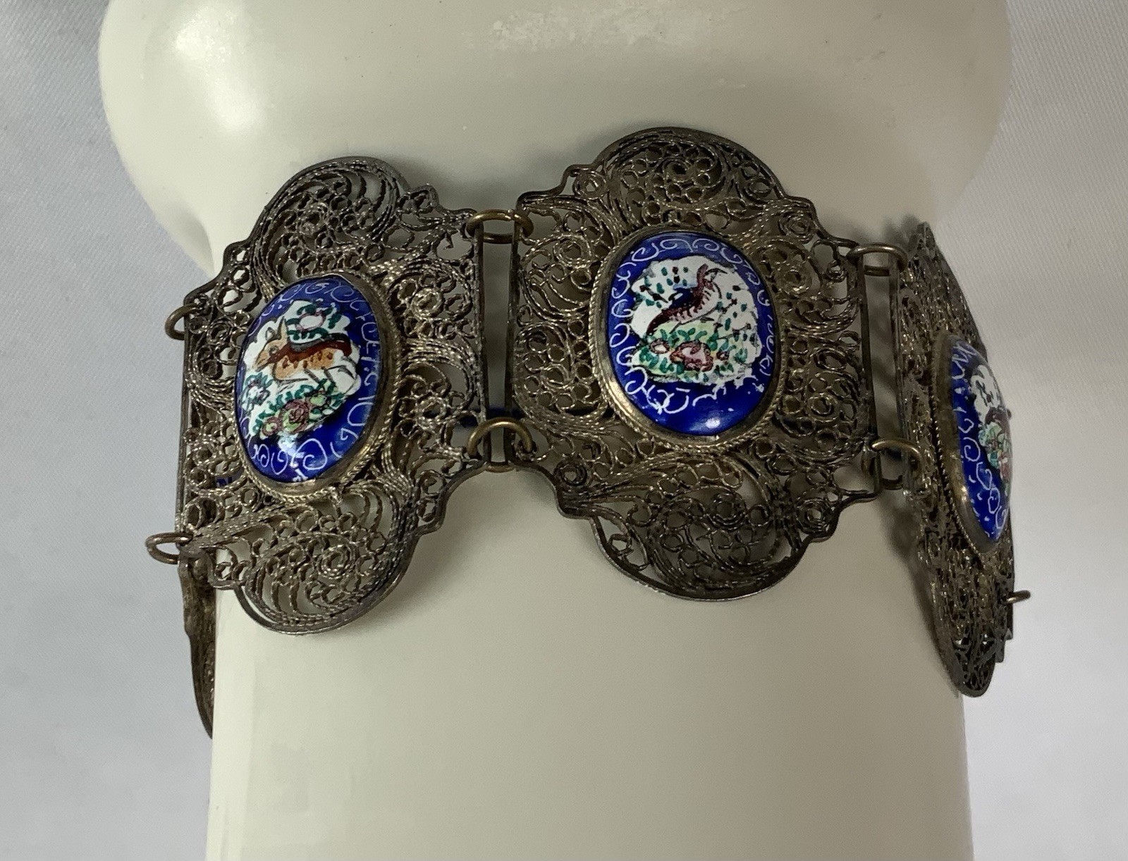 Vintage Chinese Silver Intricate Filigree Enamel Animals Plaques Story Bracelet