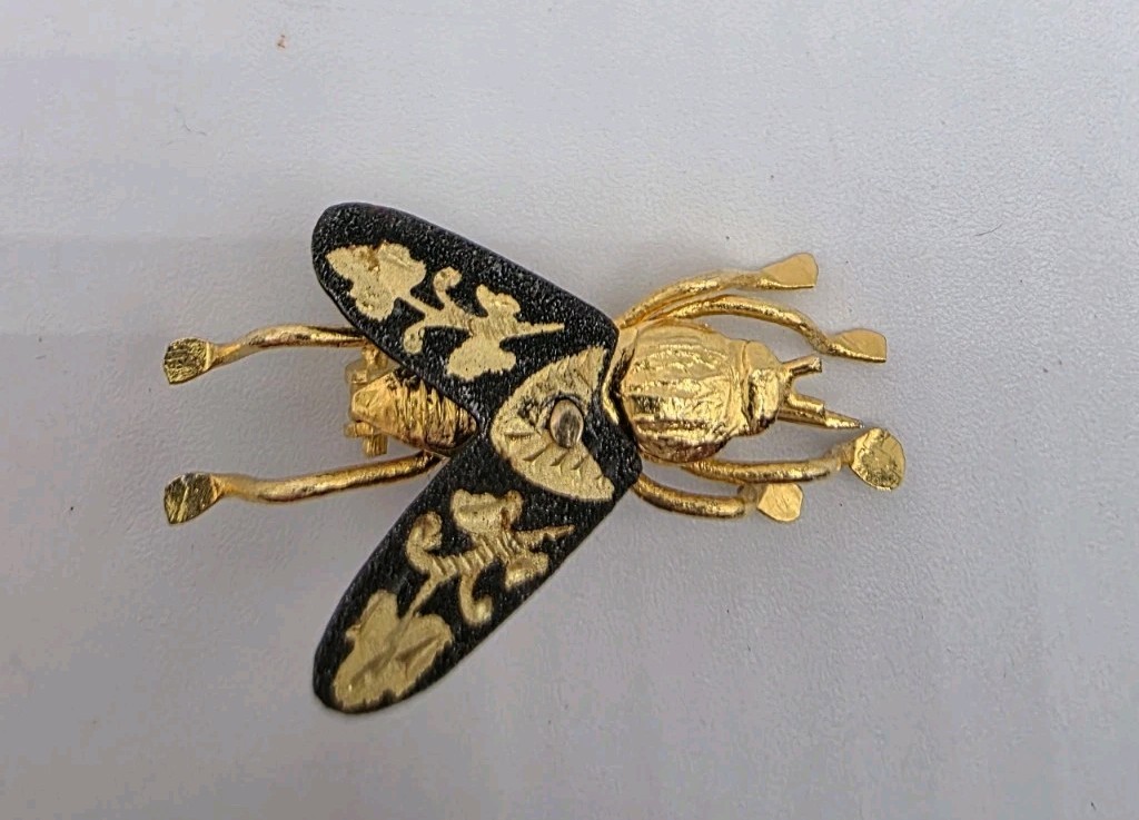 Vintage Spanish Damascene Fly Insect Bug Brooch Pin Jewelry Black Gold Engraved