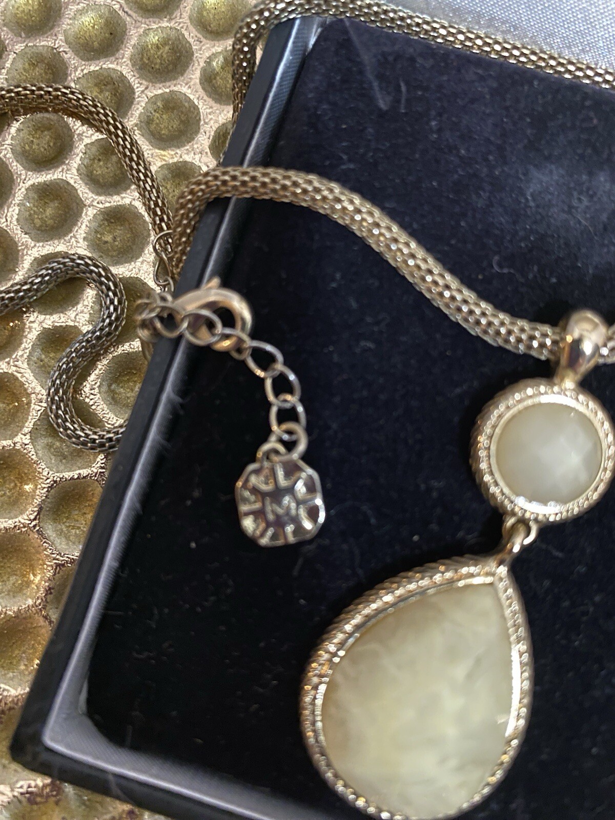 Vintage Monet Ivory Teardrop Gold Tone Necklace