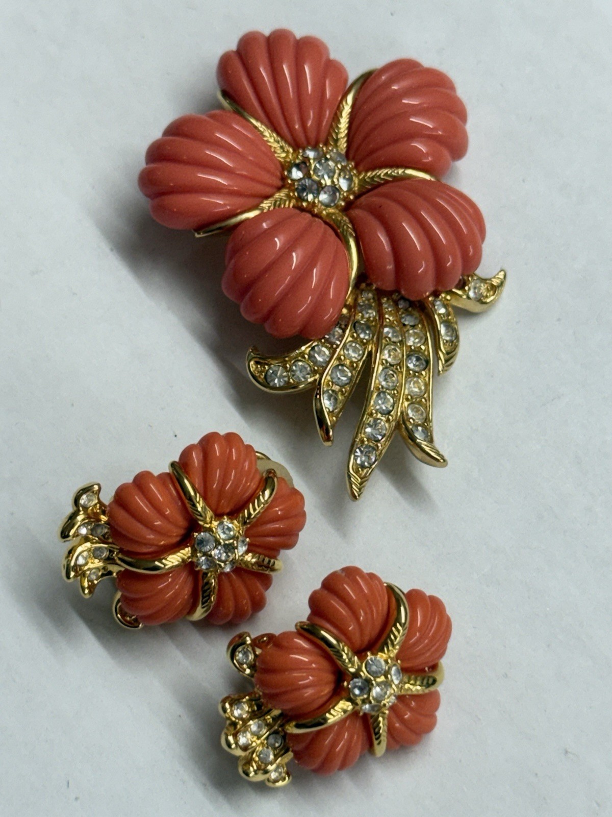 Vintage Nolan Miller Flower Brooch Pin Coral Gold Tone Rhinestone Signed