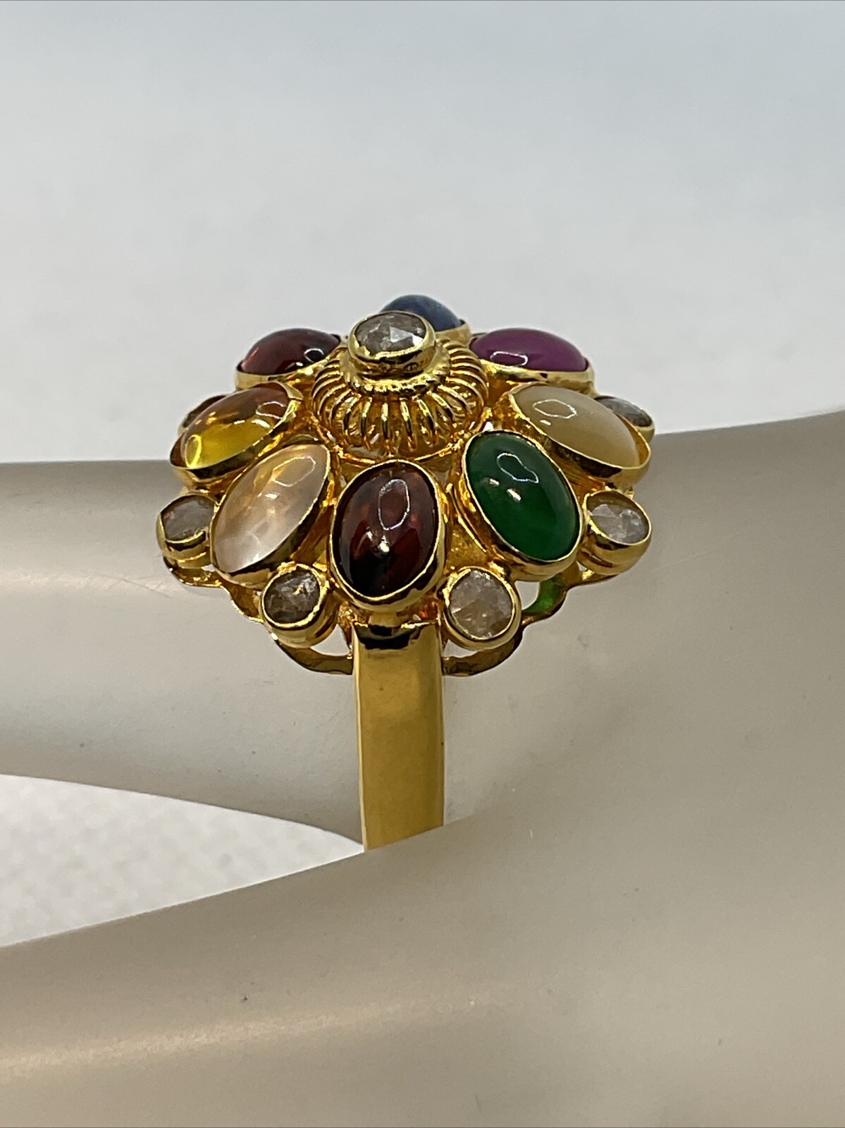 VINTAGE HANDMADE Solid 18K (750) Multicolor Gemstones & Rose Cut Diamonds Ring