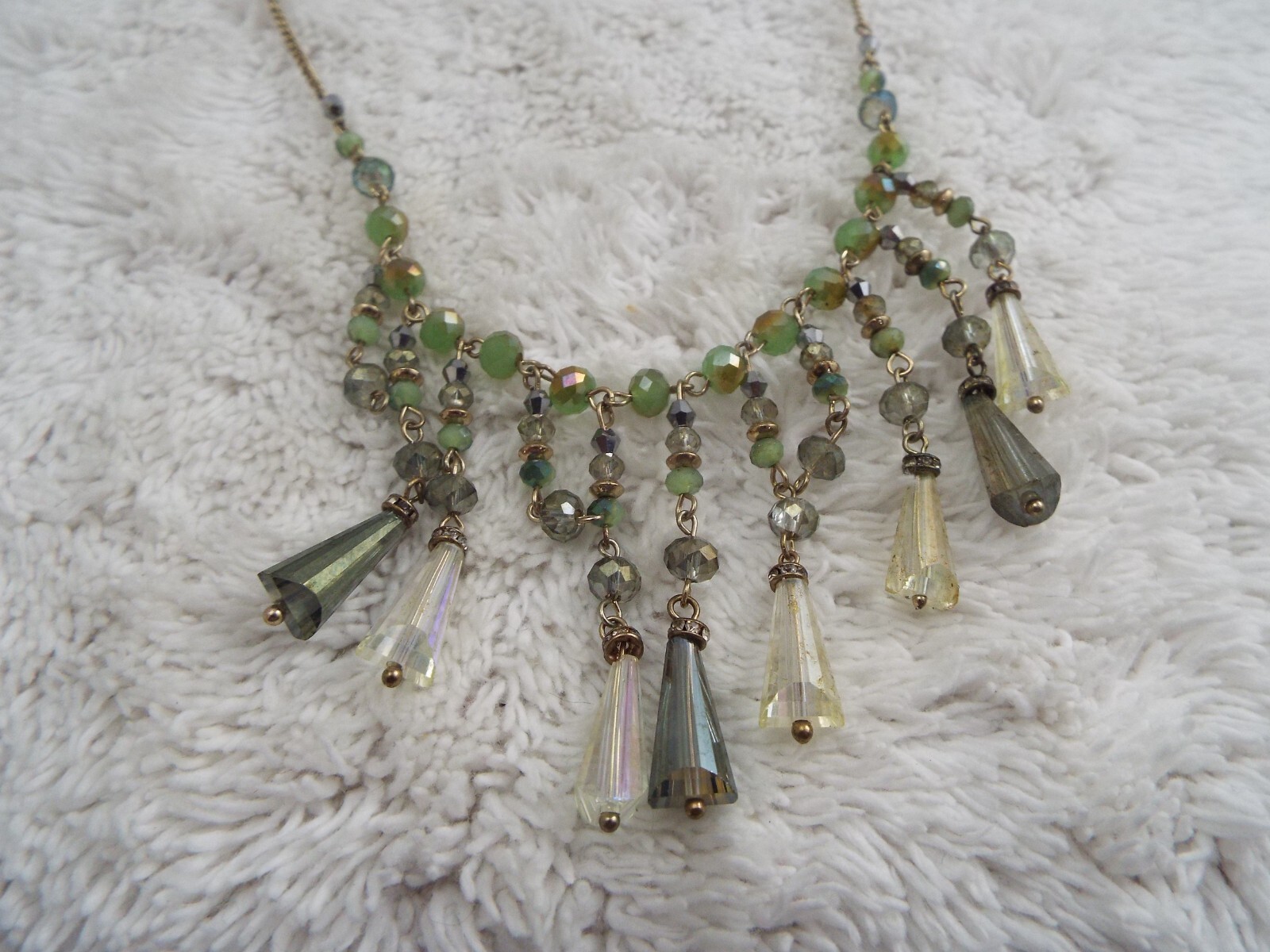 Goldtone Green Bead Fringe Bib Necklace (J20)