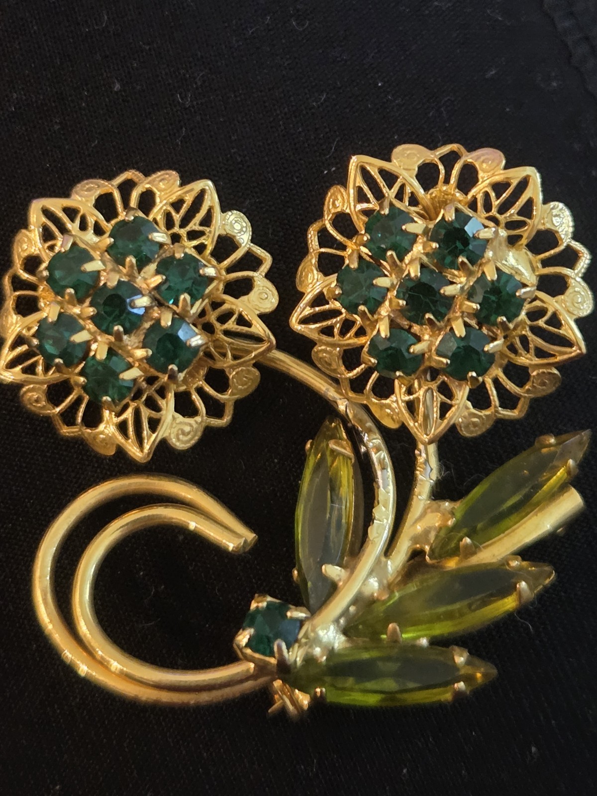 Vintage Green Rhinestone Floral Spray Brooch Gold Tone Mid Century Pin