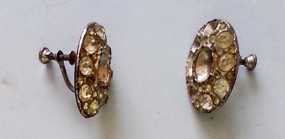 Vintage Stone Set Antique EARINGS from 1930’s 1940’s 1950’s – screw in clip