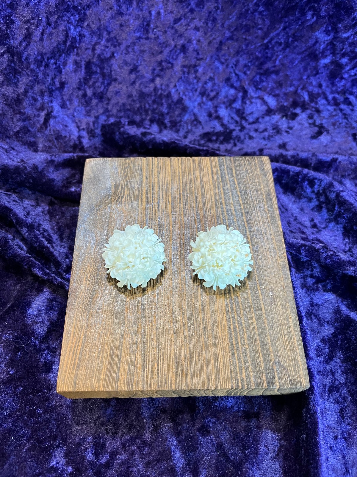 Vintage (1930’s-1950’s) Flower Clip-on Earrings, Very Interesting Earrings