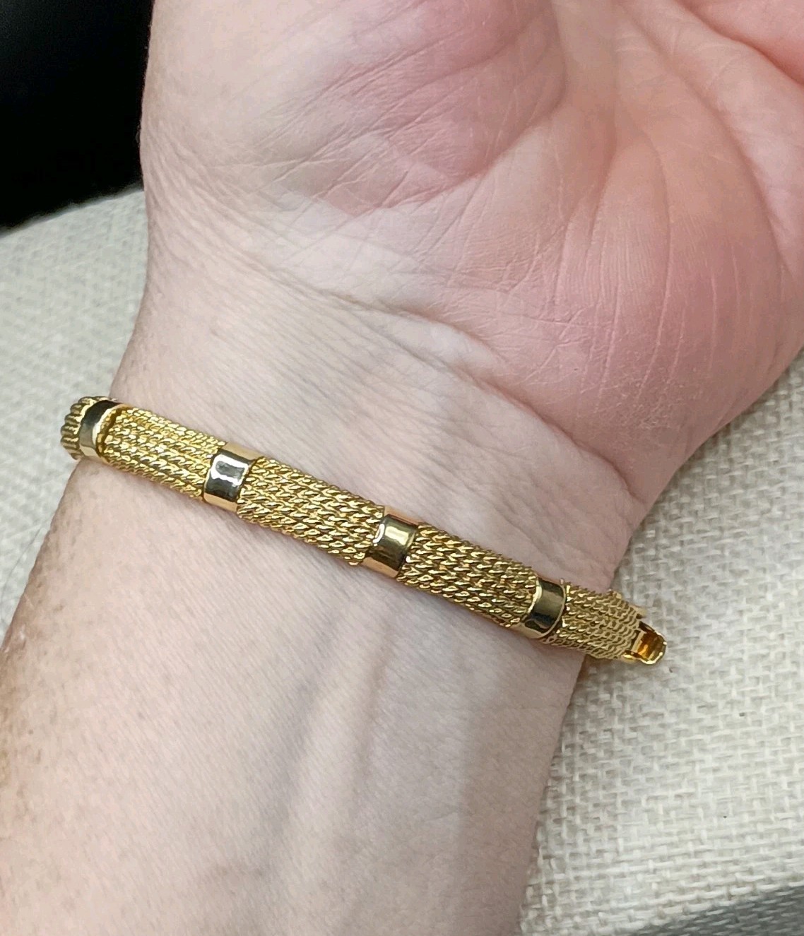 Vintage Napier Gold Tone Mesh Link Bracelet Size 6.75