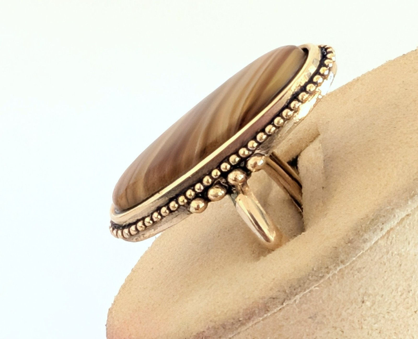 Avon 1978 Shimmering Sands Ring Brown Faux Agate Gold Tone Size 6