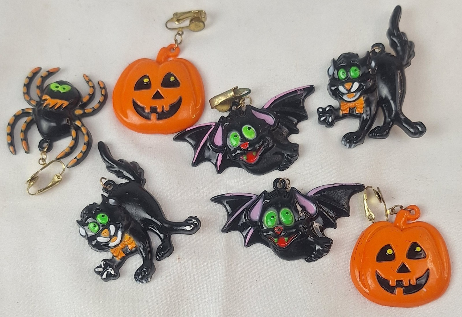 Vintage 90s Halloween Fun World Clip-on Earrings Charms Holiday Lot 7 Three Sets