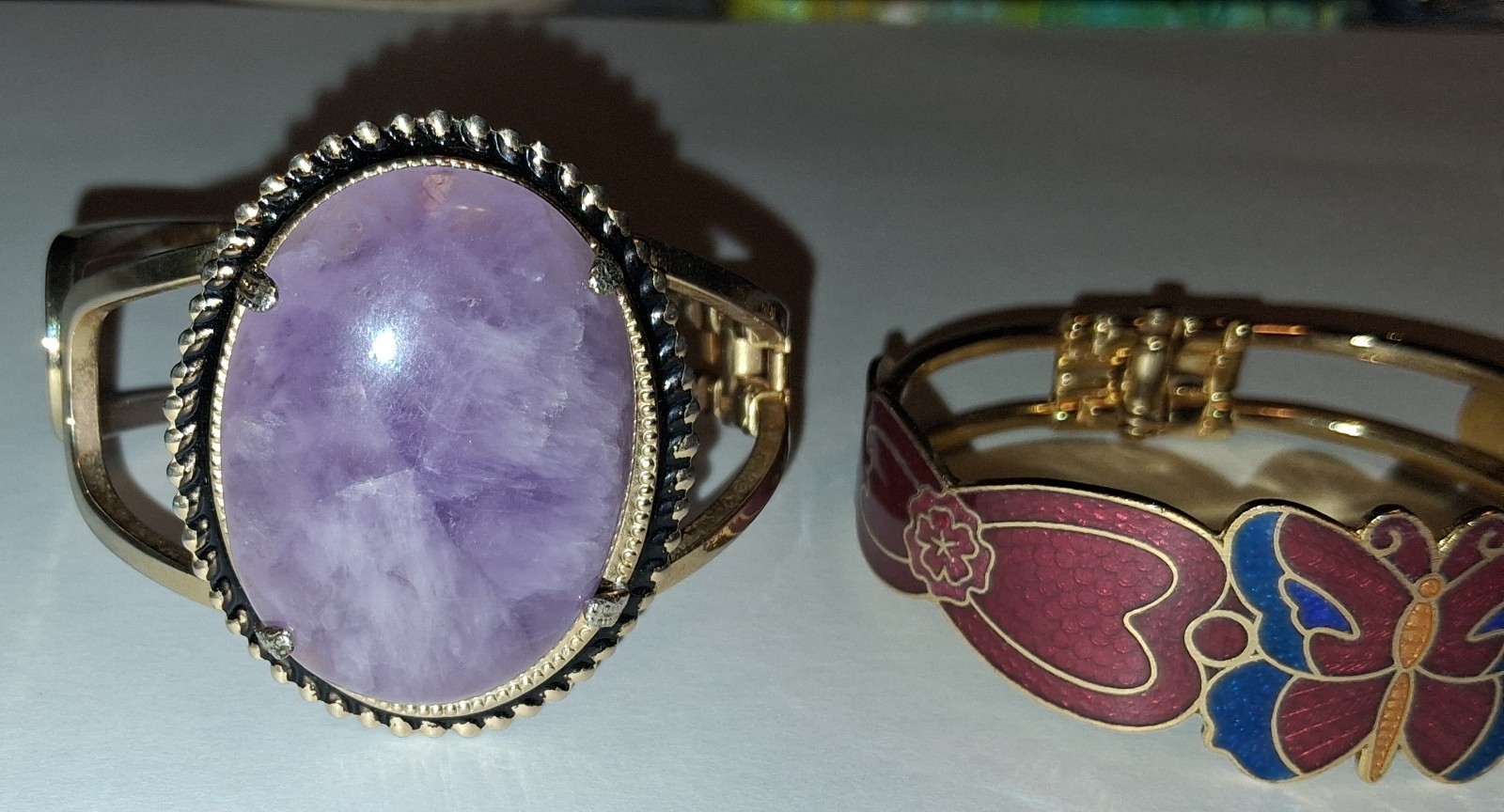 Lot of 2 Bangle Cuff Hinged Bracelets Gold Tone Fashion Butterfly/Amethyst Vtg