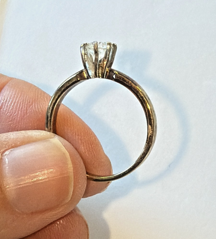 VTG 18KGE FAUX DIAMOND CRYSTAL ENGAGEMENT RING SIZE 6 3/4