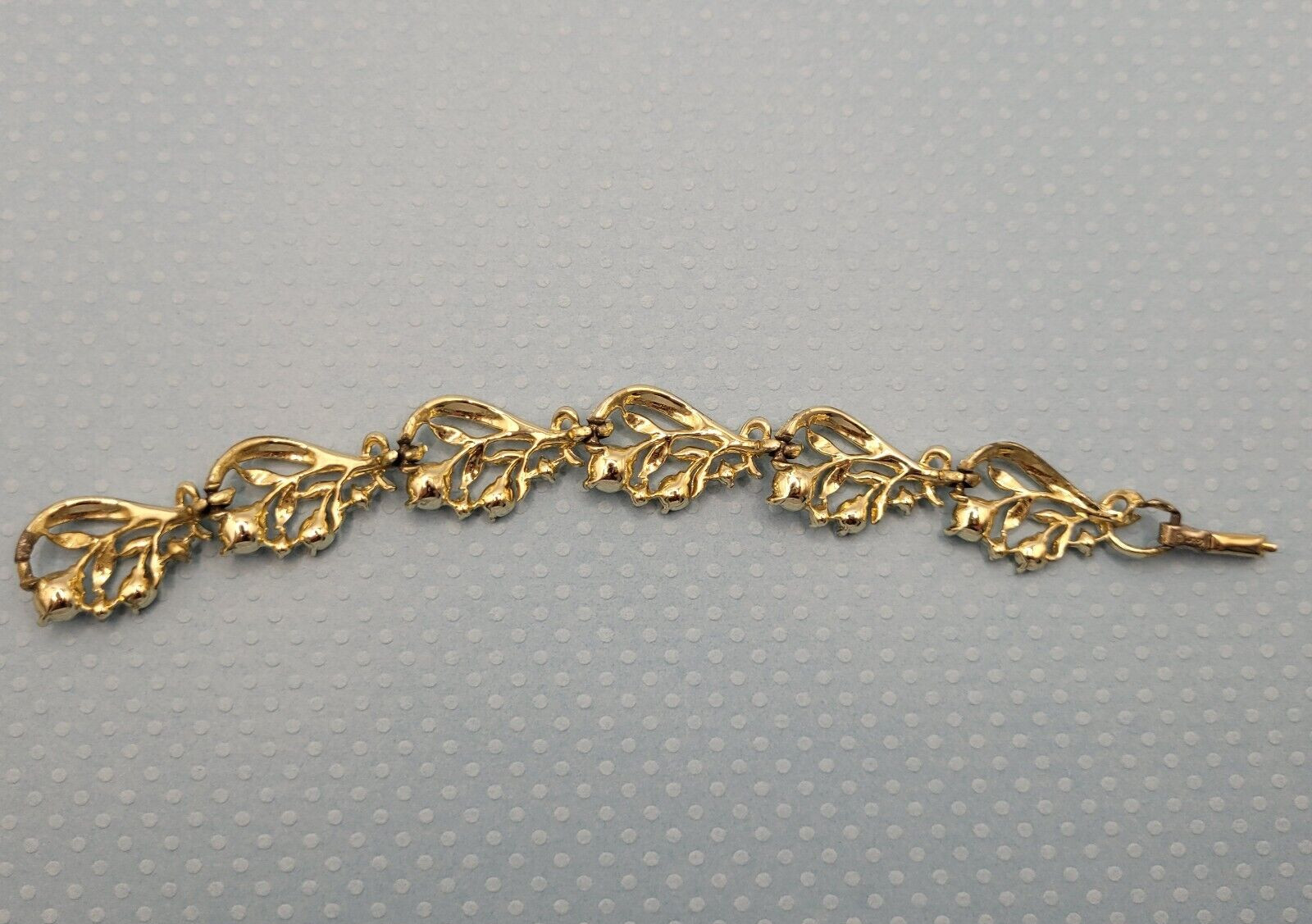 CORO 1960s Clear Rhinestone Bracelet Flower Theme Missing One Small Stone 7 Inch
