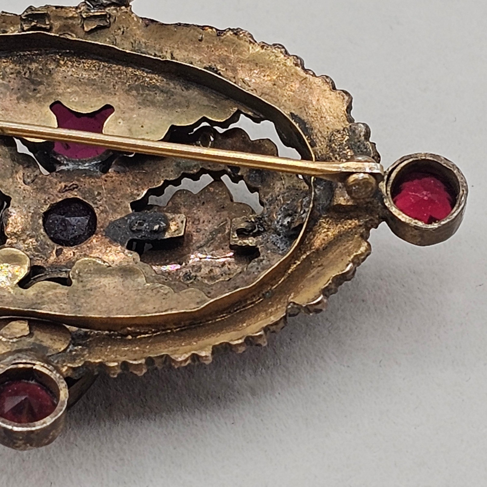 Vtg Bohemian Czech Garnet Brooch Deep Red Victorian Style Floral Cluster 2.5″