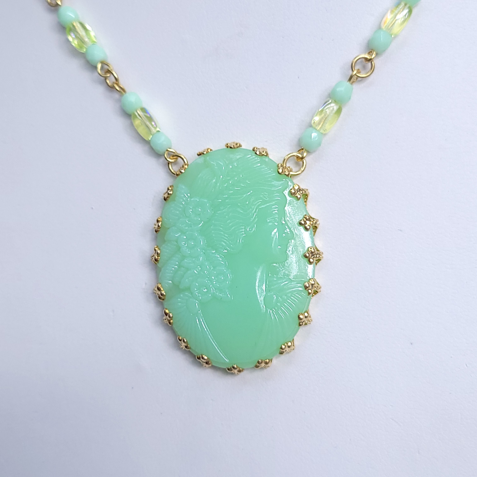 Uranium Glass Necklace 21” Cameo Pendant Vaseline Green Czech Beads