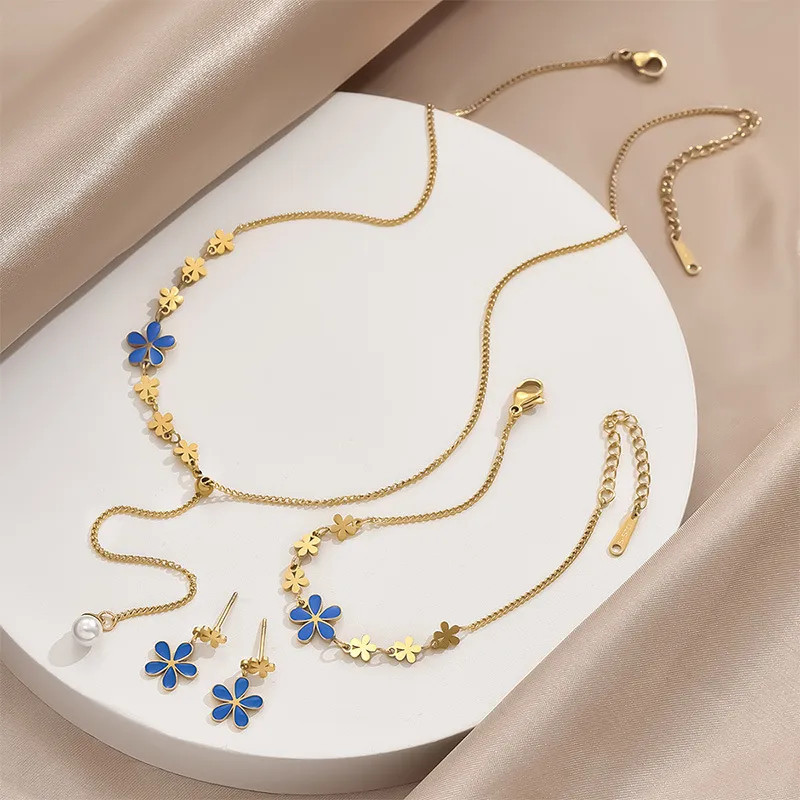 Real Gold Plated Flower Titanium Steel Simple Style IG Style Waterproof Non Tarn