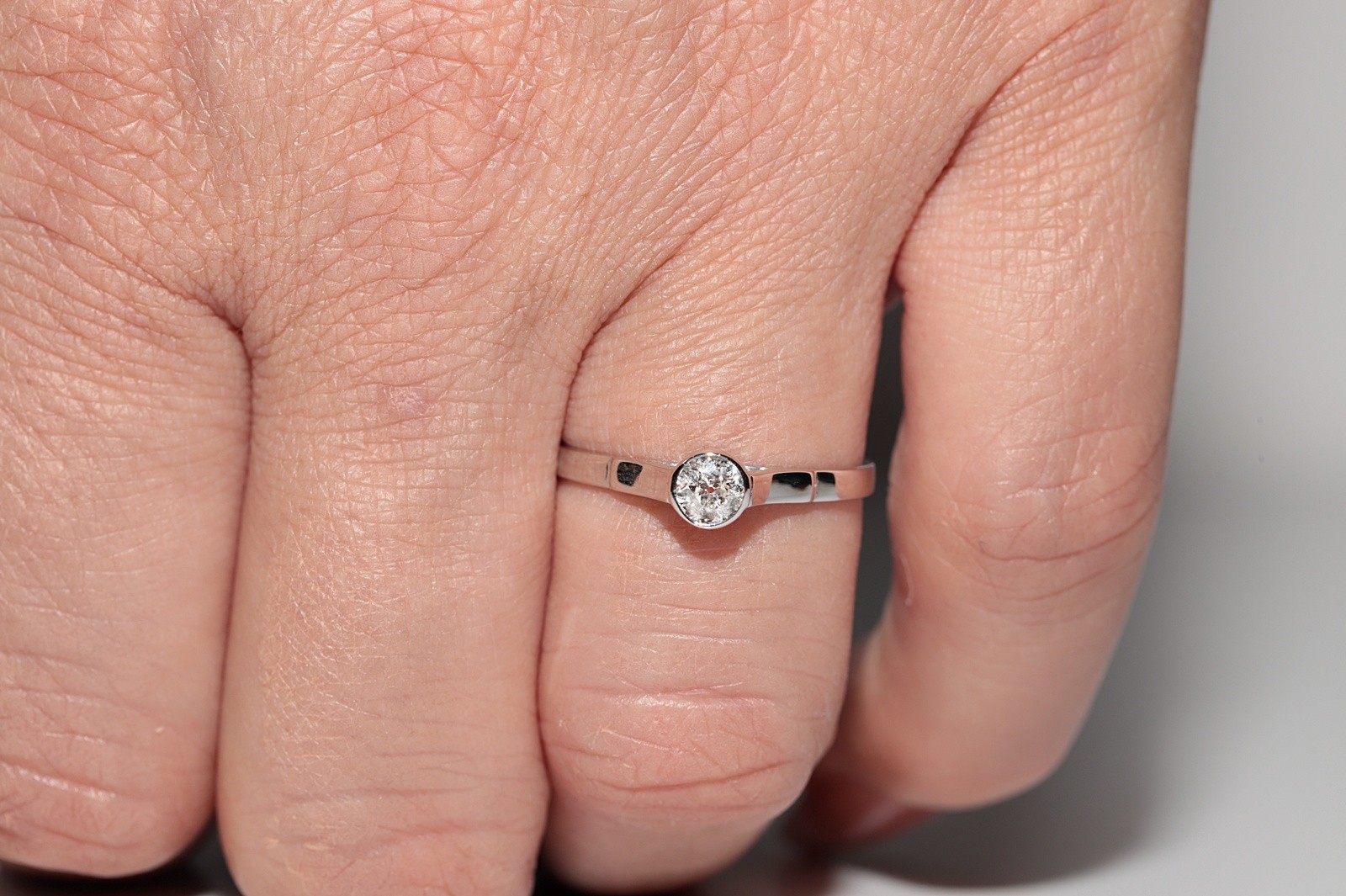 Antique Circa 1920s Art Deco 14k Gold Estate Natural Diamond Solitaire Ring