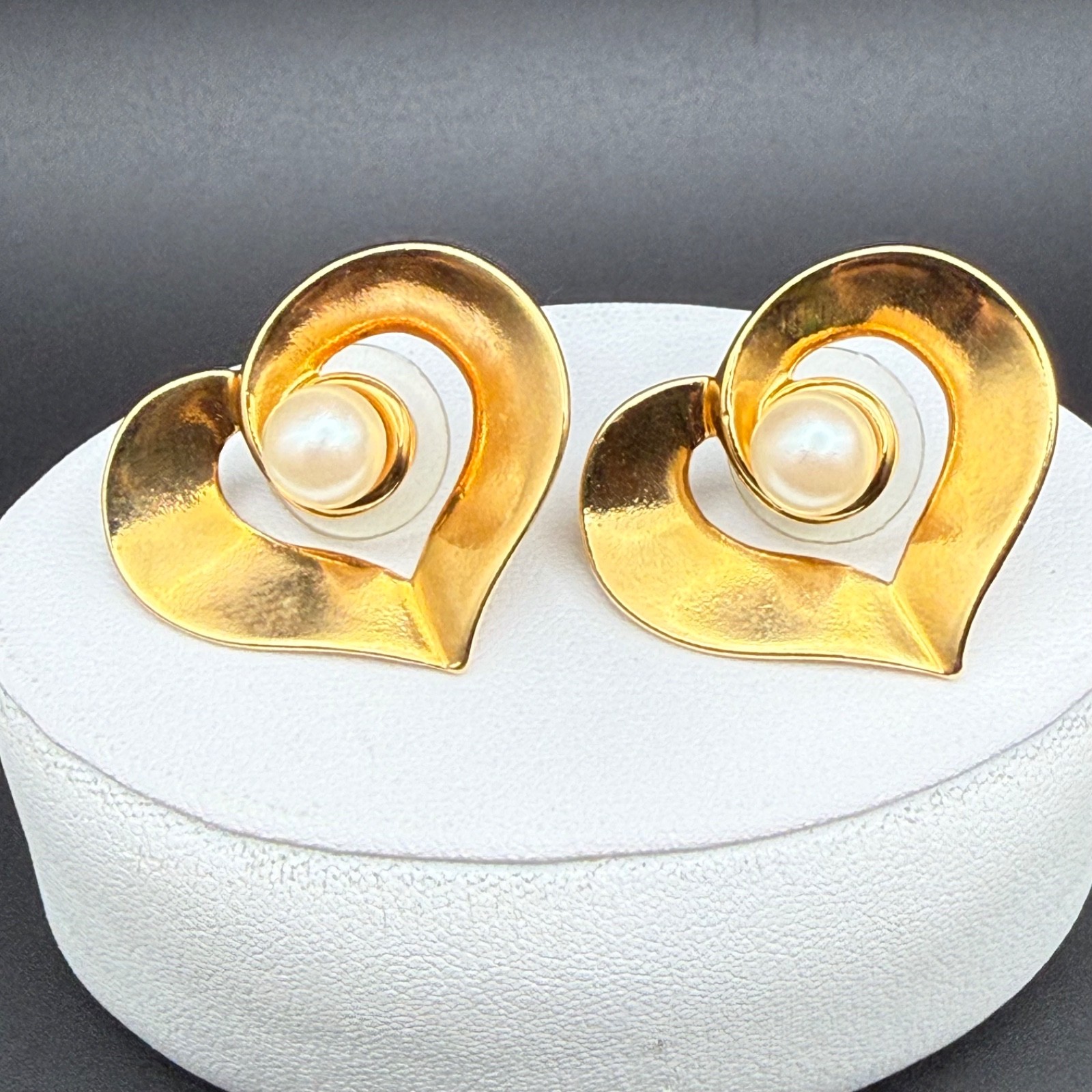 Vintage Open Heart Faux Pearl Stud Pierced Earrings Convertible Gold Tone Jacket
