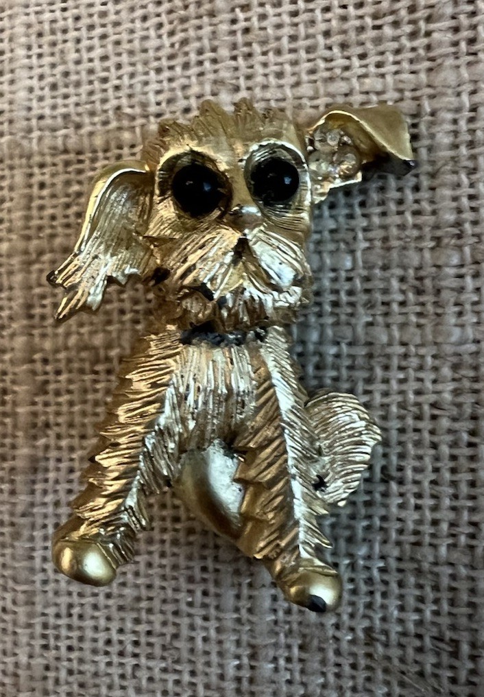 Adorable Gold Doggie Brooch About 1 Inch Black Bead Eyes Dog Puppy Shizu Yorkie