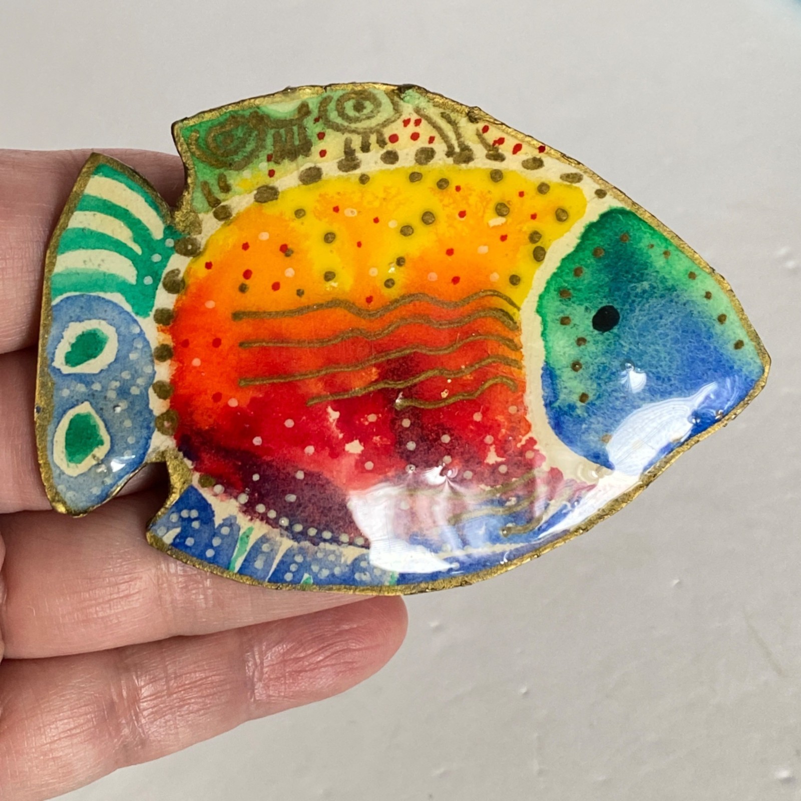 DJB Colorful Fish Watercolor Hand Painted Gold Rim Resin Pin Brooch 3x2in