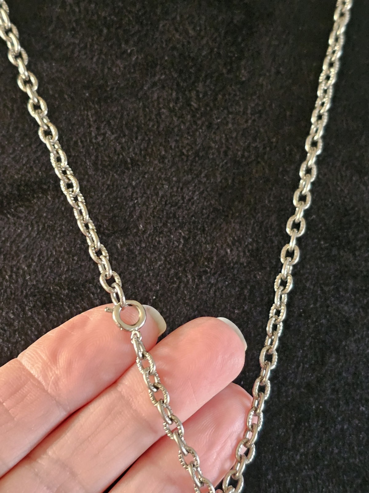 Vintage Brutalist Scroll Tree Pendant Necklace Silvertone Textured Chain