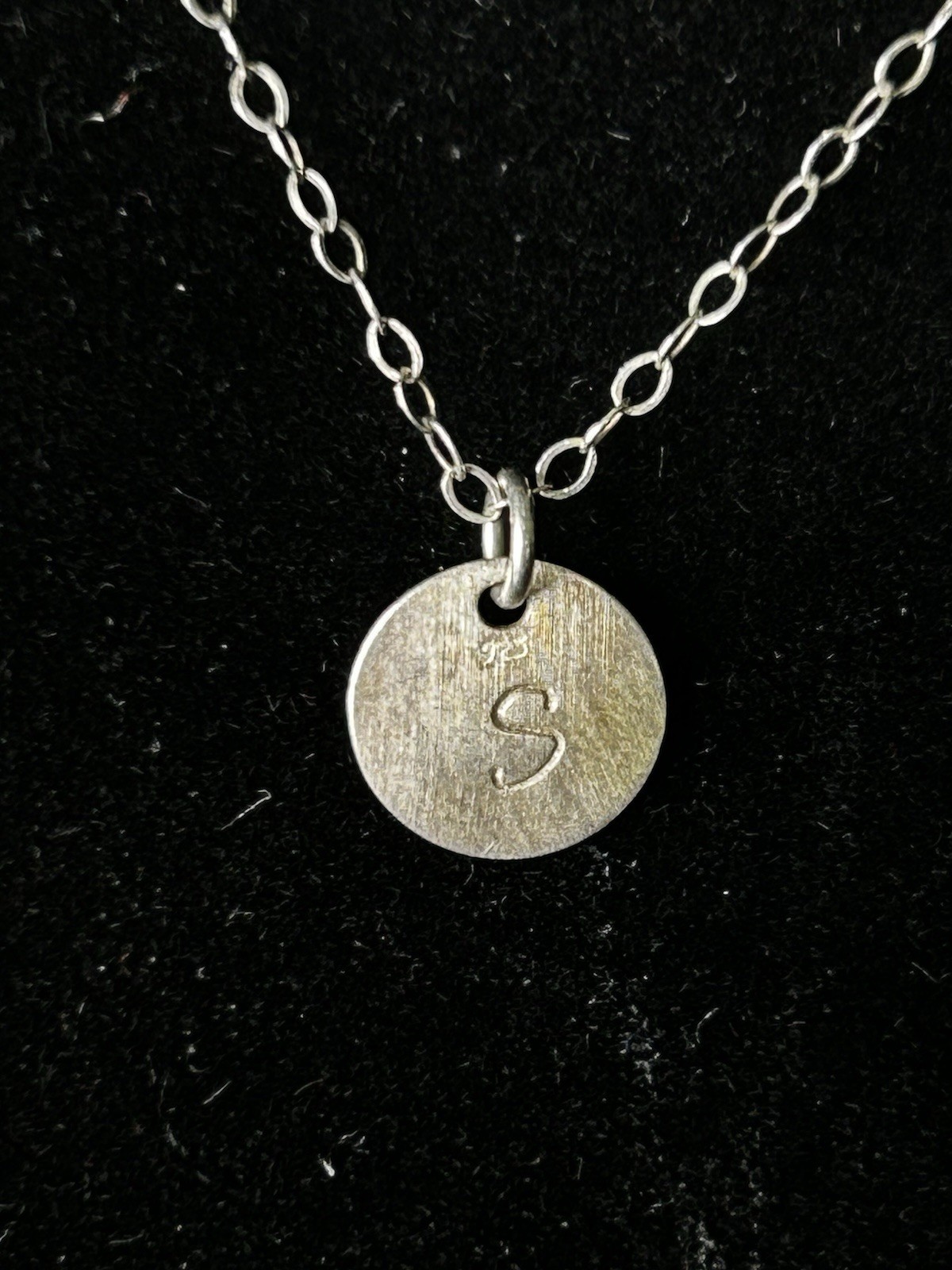 Vintage Silver 925 Necklace Hammered S Pendant 17” Chain Circle