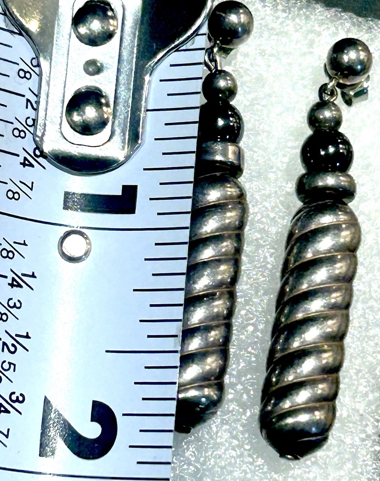 Vntg Native American Sterling Silver Twist Drop Earrings With Hematite Bead 8 Gr