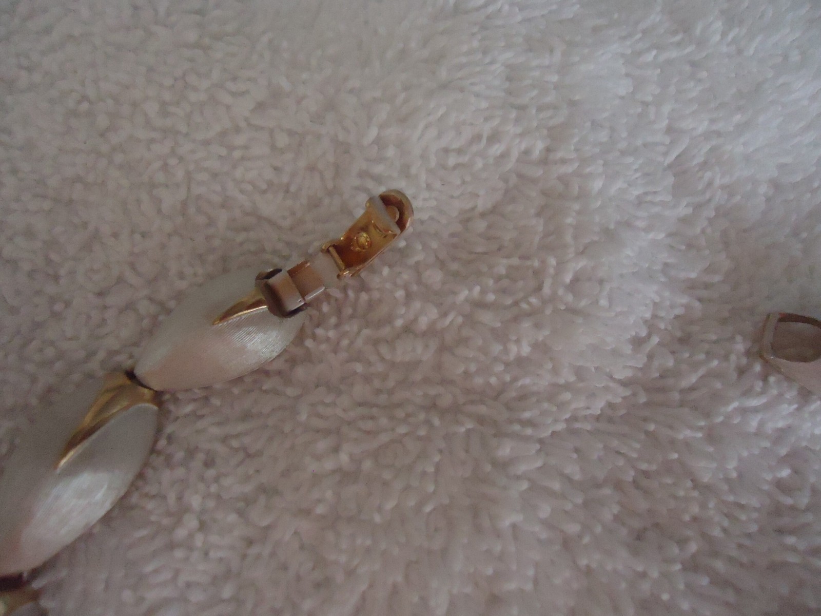 Vintage 16.5″ Link Choker, Brushed Silver Tone with Gold Tone Accents