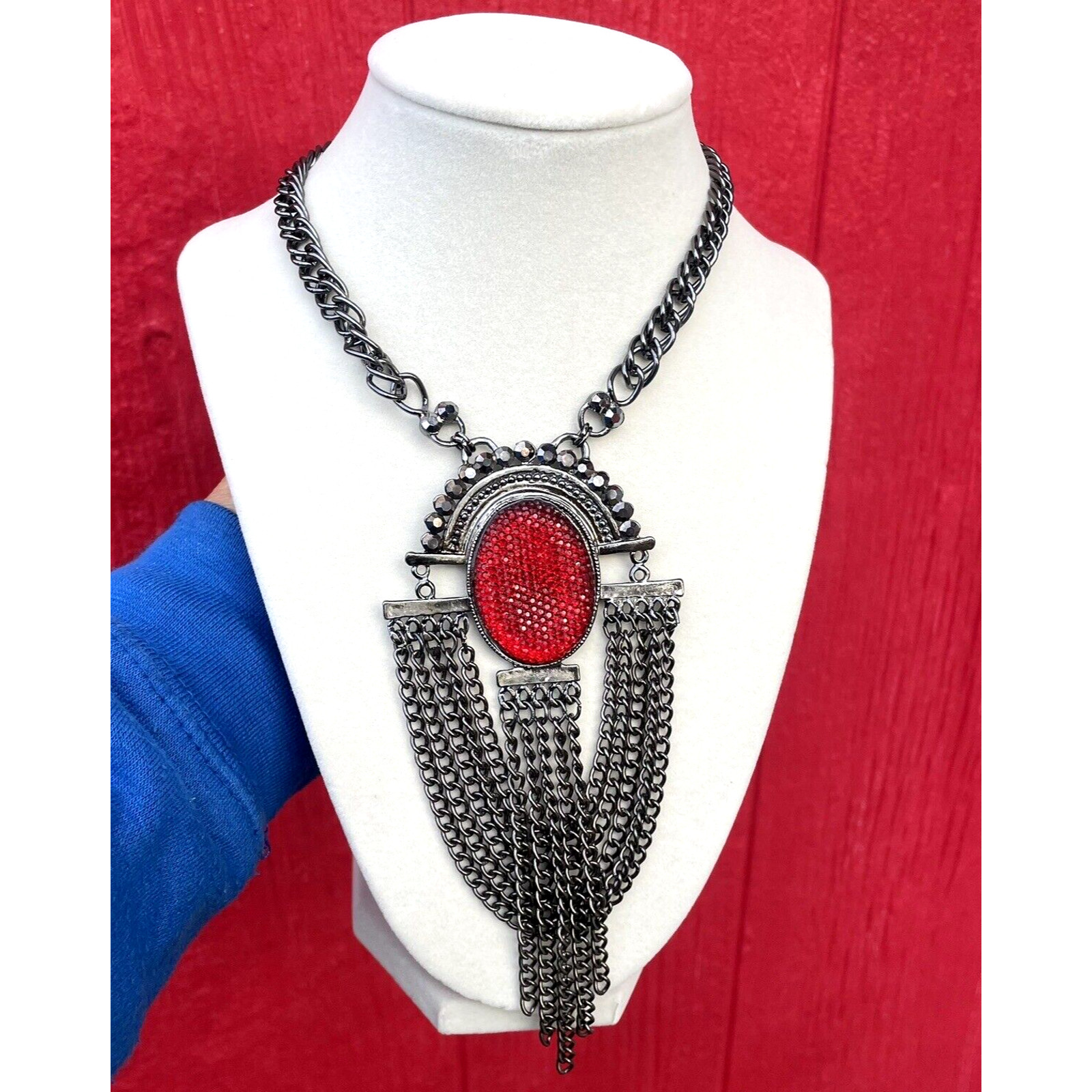 Unique Black Chain & Red Rhinestones Chain Themed Necklace