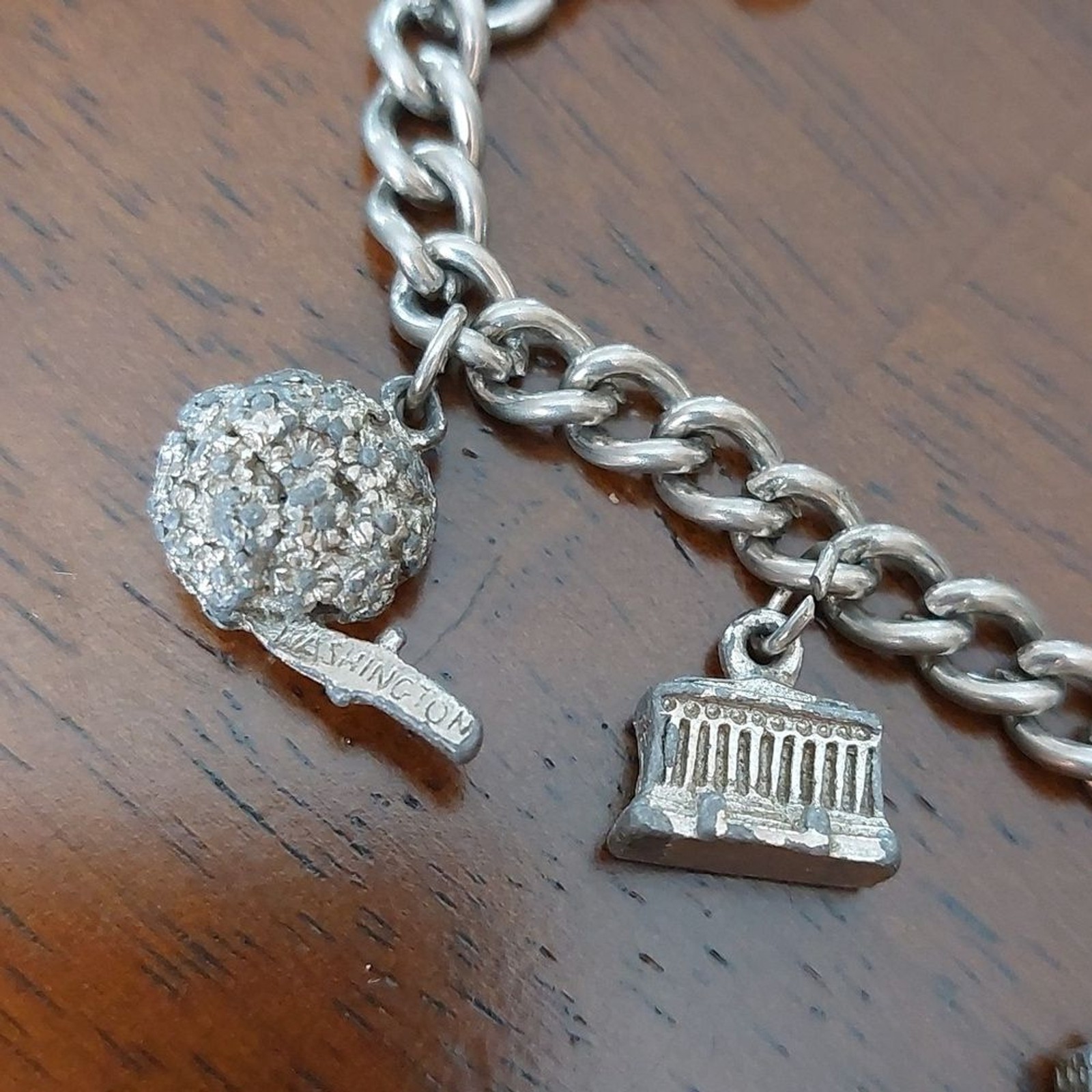 Vtg Washington DC Souvenir Charm Bracelet Famous Notable Buildings Silver Tone