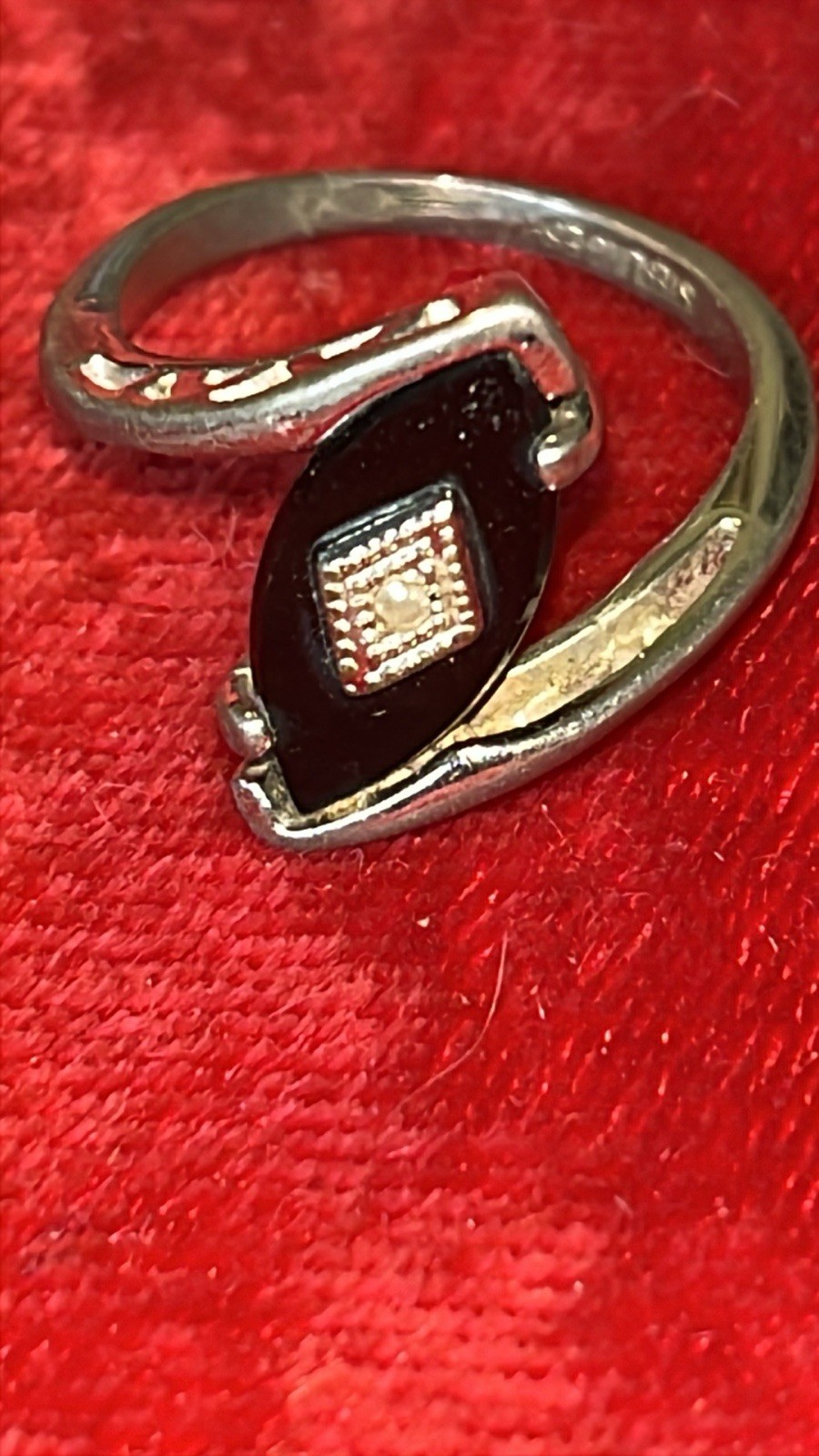 Vintage Marquise Shaped Black Onyx Stone W Diamond Center Sterling band Size 7