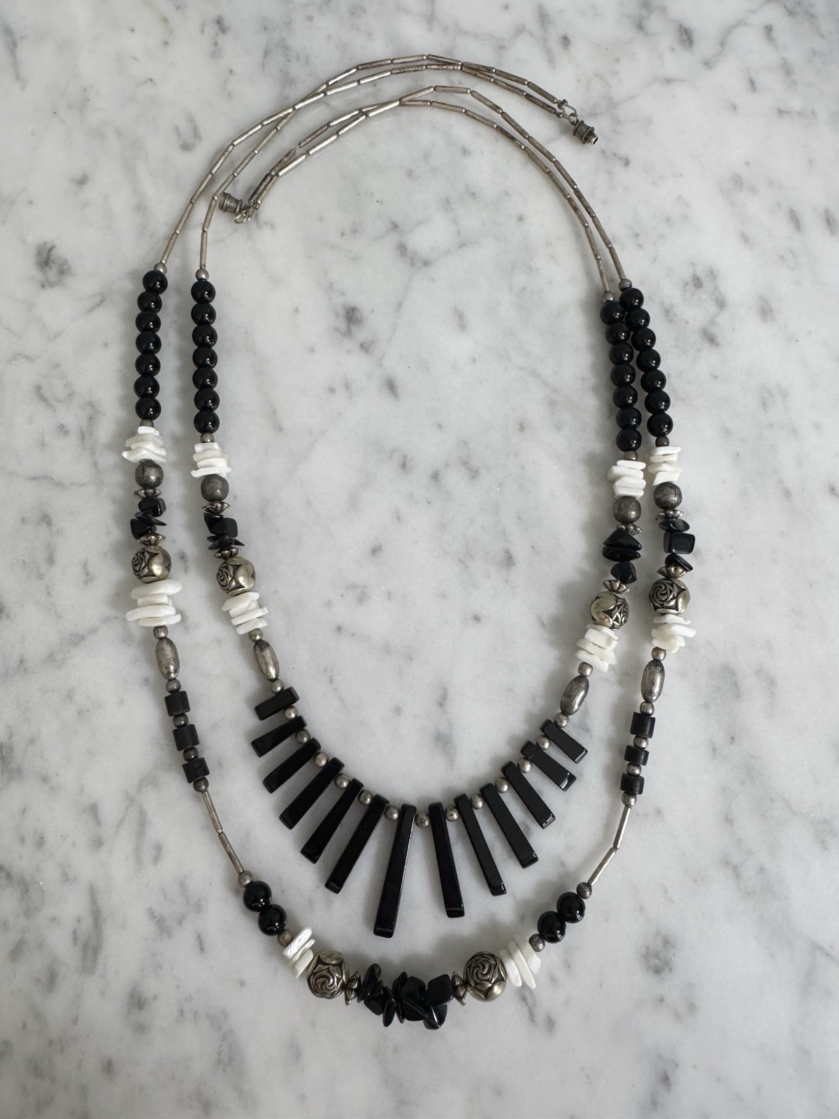 Vtg Silver Tone Liquid Silver Black Onyx Bead & Fringe 2-Strand Layered Necklace