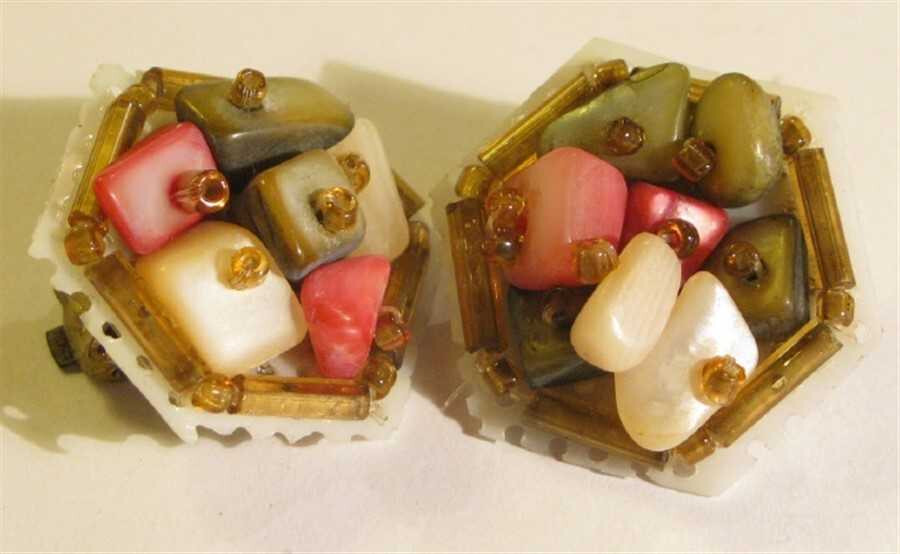 Faux Art Glass Plastic Bead Vintage Earrings RETRO Clip On VGC Free Post 1950