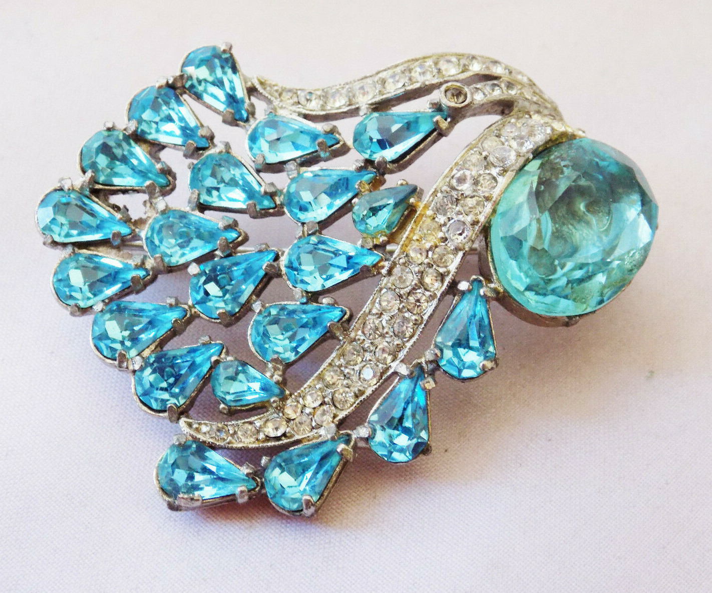 Vintage Art Nouveau Light Blue Teal Rhinestone Clear Brooch Sparkle