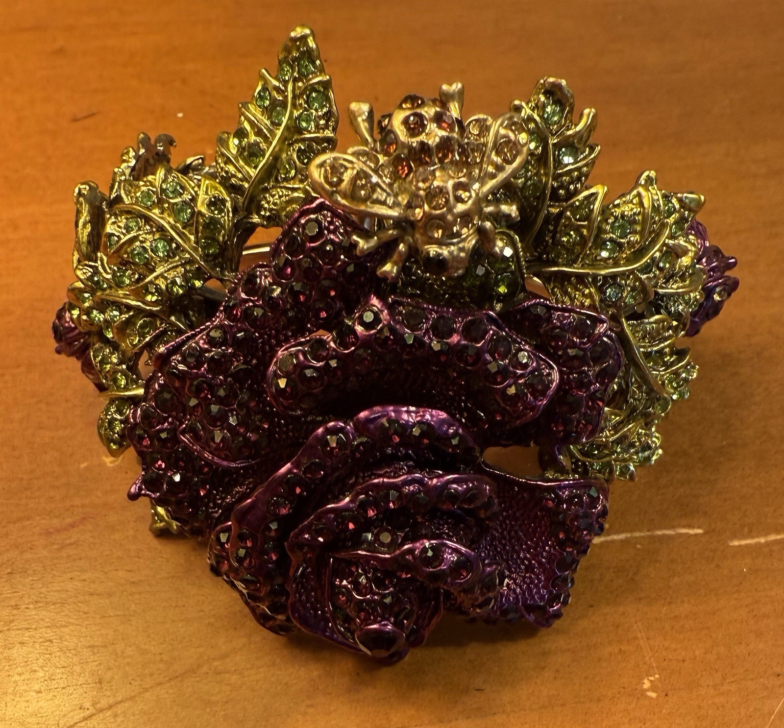 VTG OPC CRYSTAL RHINESTONE PURPLE ROSE BRACELET WITH BUMBLE BEE! STUNNING!