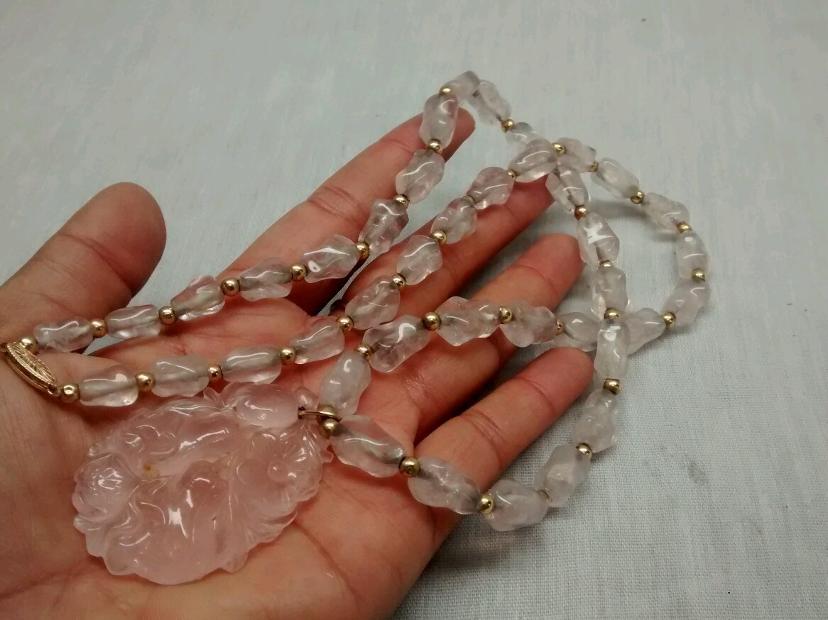Stunning antique art deco Chinese carved rose quartz 14k gold beads necklace