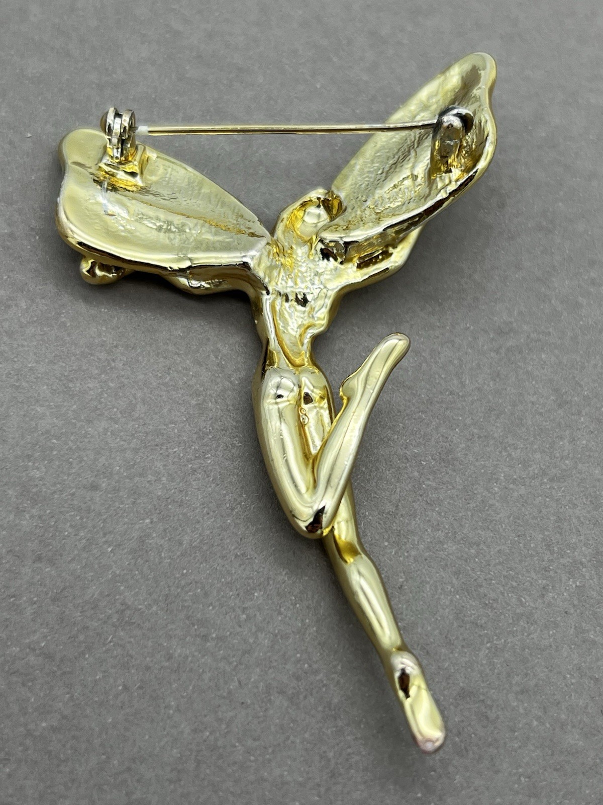 Vintage Fairy Brooch Matte Gold Tone Pixie Pin Whimsical Fantasy Jewelry