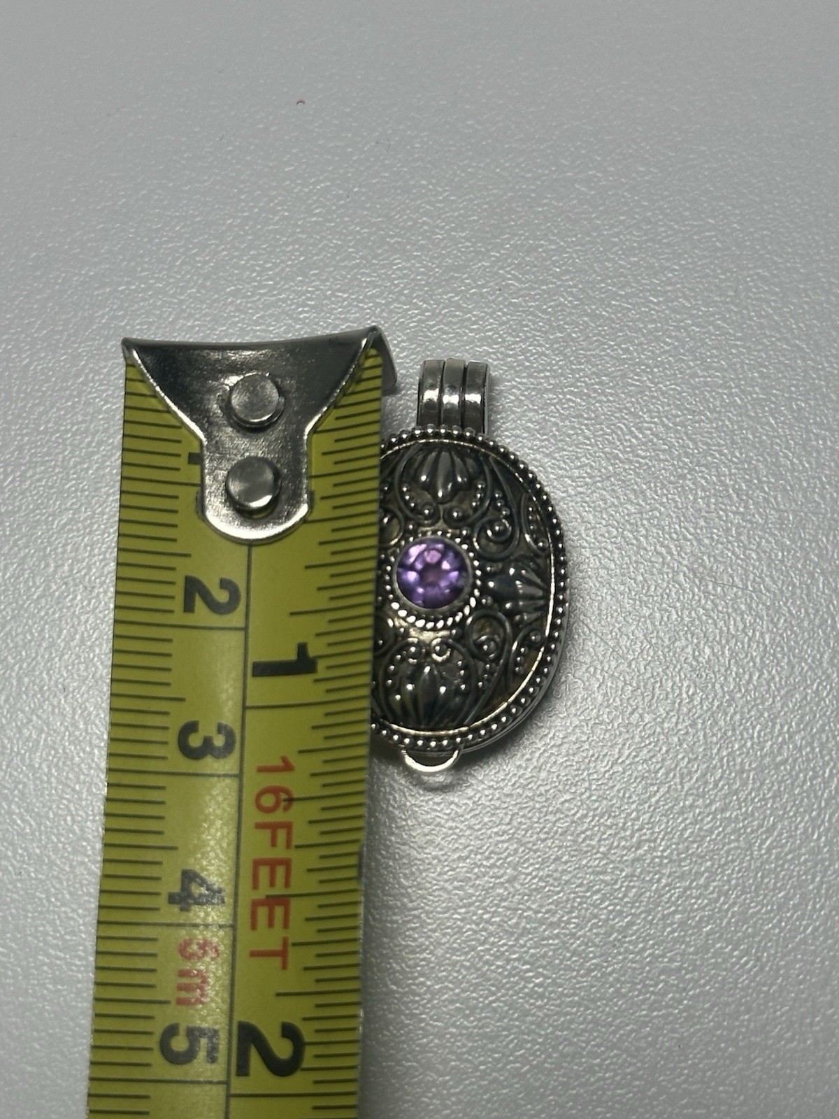 VTG Sterling 925 Hallmark Scrolls Flowers & Swirls Photo Locket Pendant Necklace