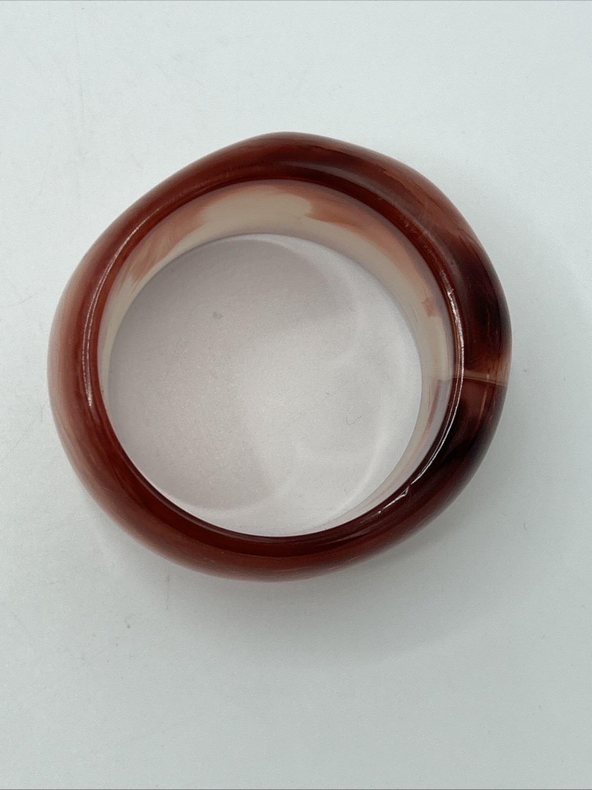 Vtg Lucite Plastic Redish Brown Chunky Bangle Bracelte inside 8″